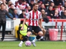天空：亨德森的经验和领导才能出众，众多英超豪门因此想引进他